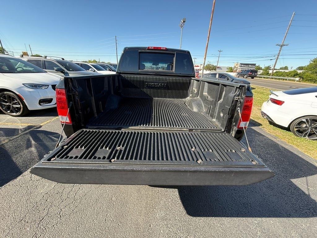 Nissan Titan SV Crew Cab 2WD 2015