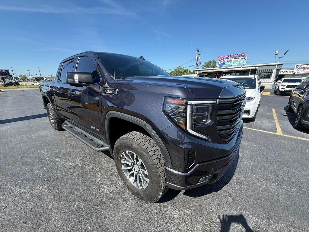 2023 GMC Sierra 1500 AT4 Crew Cab 4WD