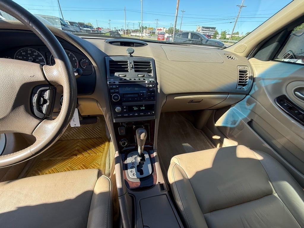 Nissan Maxima GLE 2003