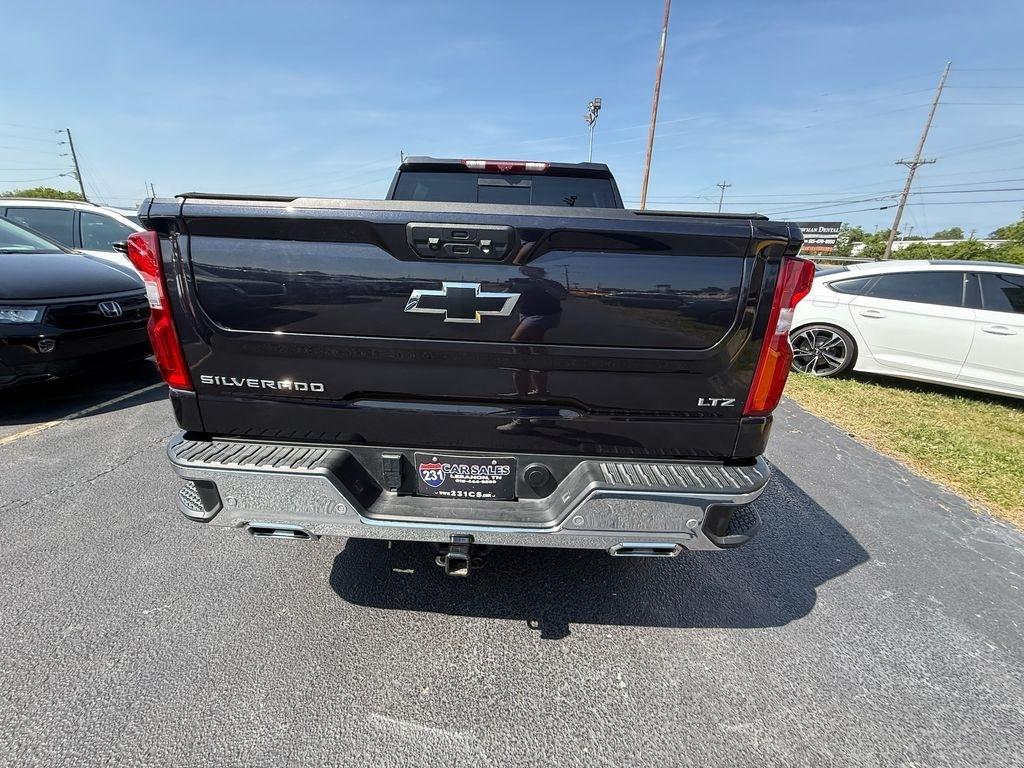 Chevrolet Silverado 1500 LTZ Crew Cab 4WD 2022