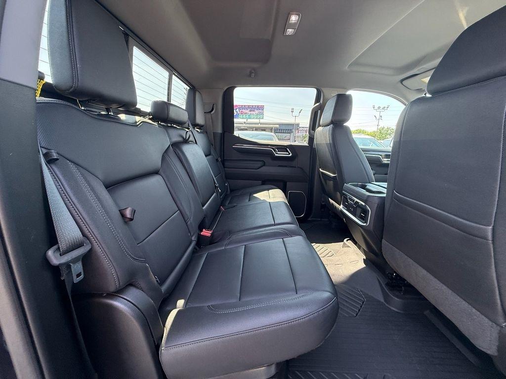 Chevrolet Silverado 1500 LTZ Crew Cab 4WD 2022