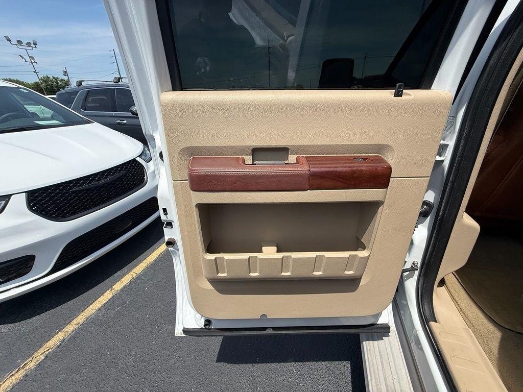 Ford F-350 SD XLT Crew Cab DRW 4WD 2008