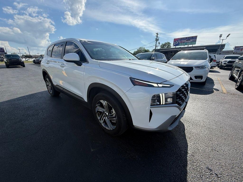Hyundai Santa Fe SE 2021