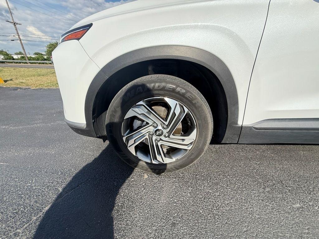 Hyundai Santa Fe SE 2021