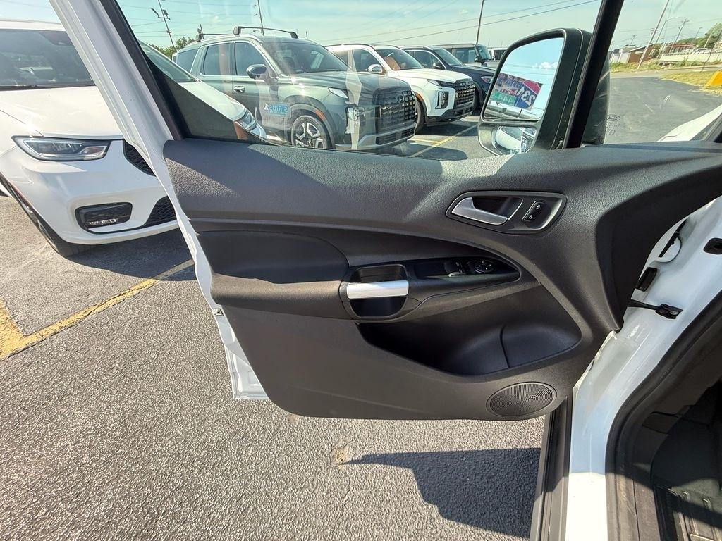 Ford Transit Connect Cargo Van XLT LWB w/Rear Liftgate 2018
