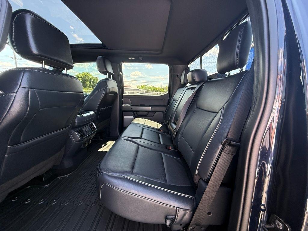 Ford F-150 Lariat SuperCrew 4WD 2024