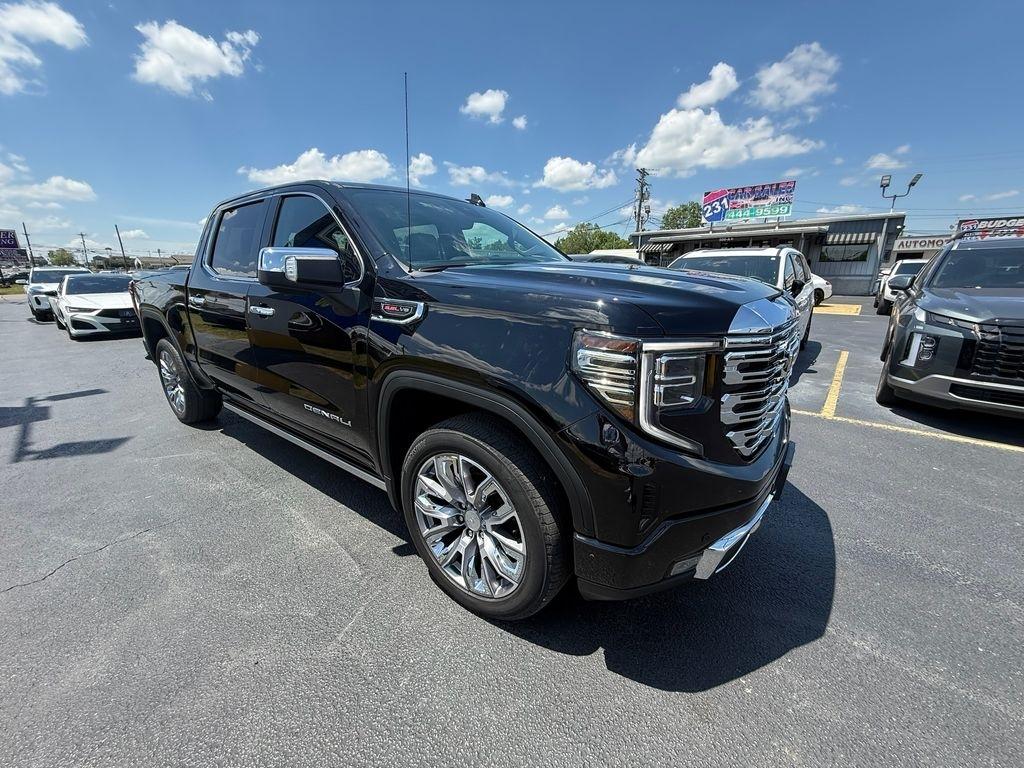 2022 GMC Sierra 1500 Denali Crew Cab Short Box 4WD