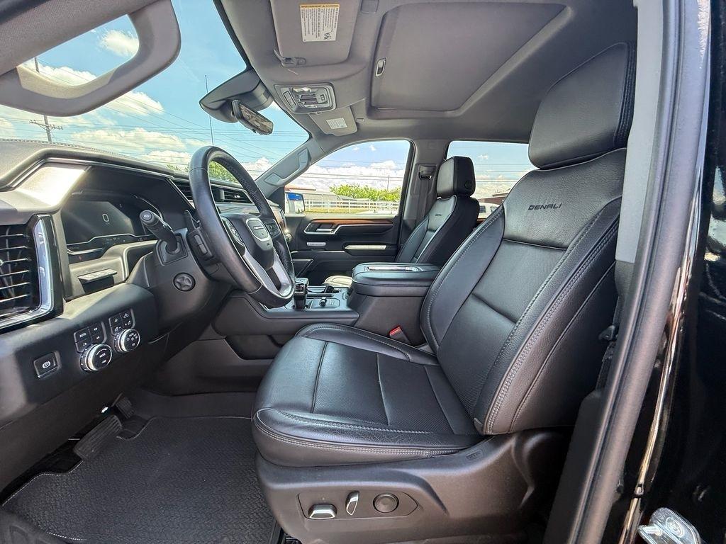 GMC Sierra 1500 Denali Crew Cab 4WD 2022