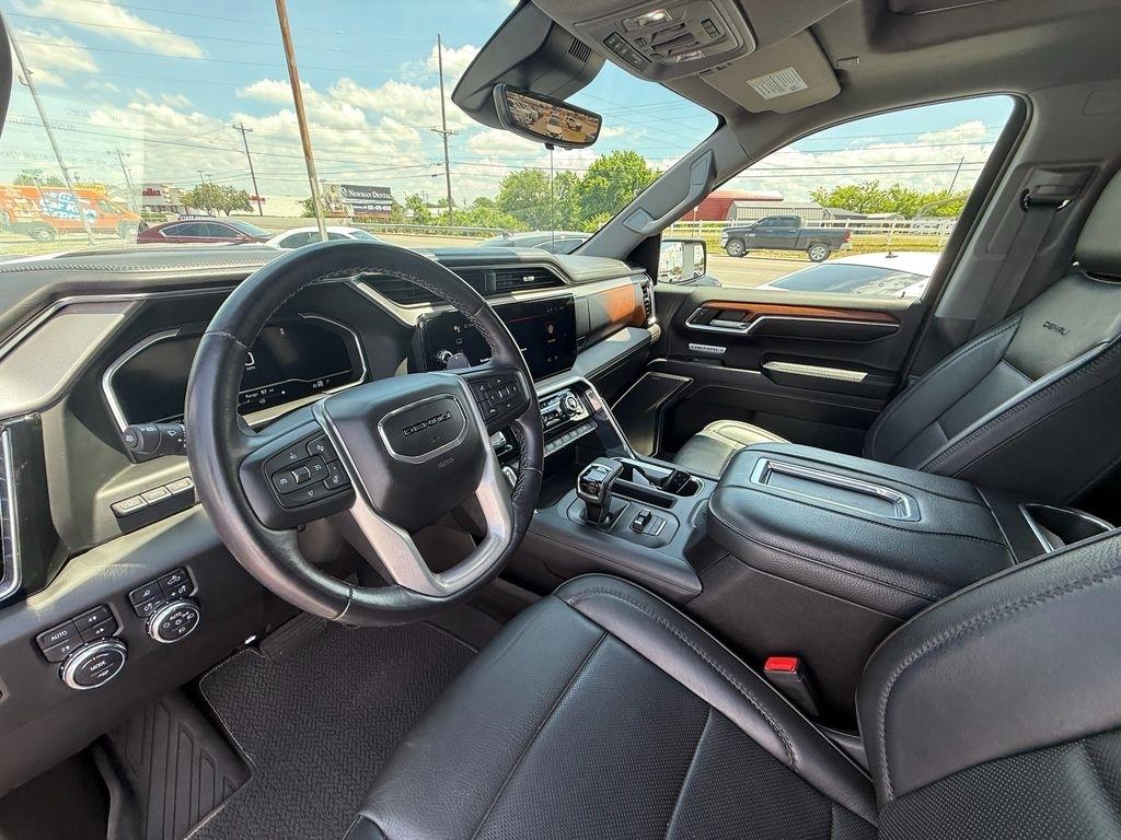 GMC Sierra 1500 Denali Crew Cab 4WD 2022