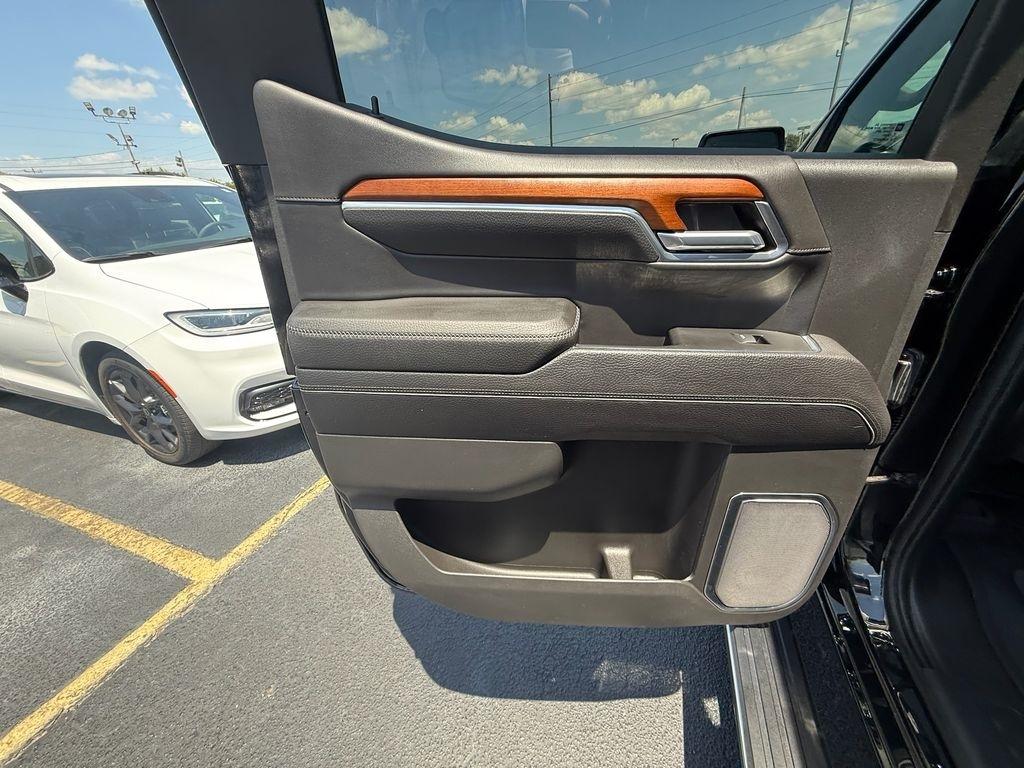 GMC Sierra 1500 Denali Crew Cab 4WD 2022