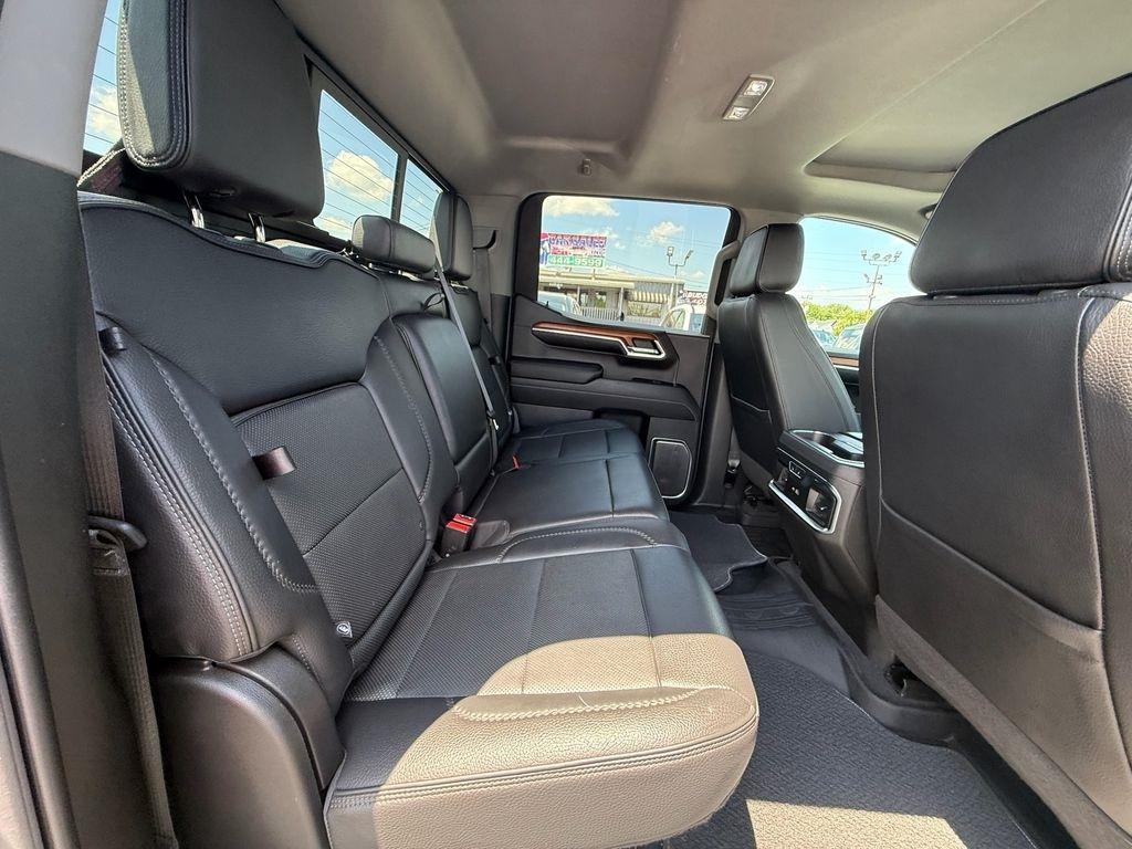 GMC Sierra 1500 Denali Crew Cab 4WD 2022
