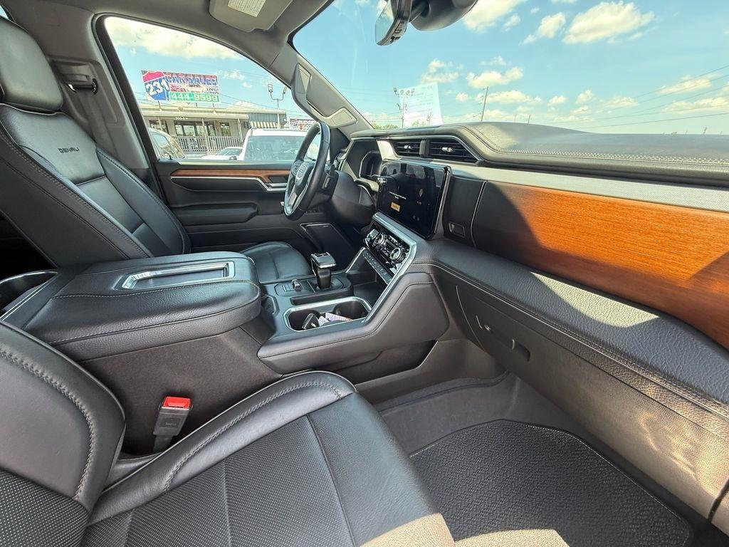 GMC Sierra 1500 Denali Crew Cab 4WD 2022