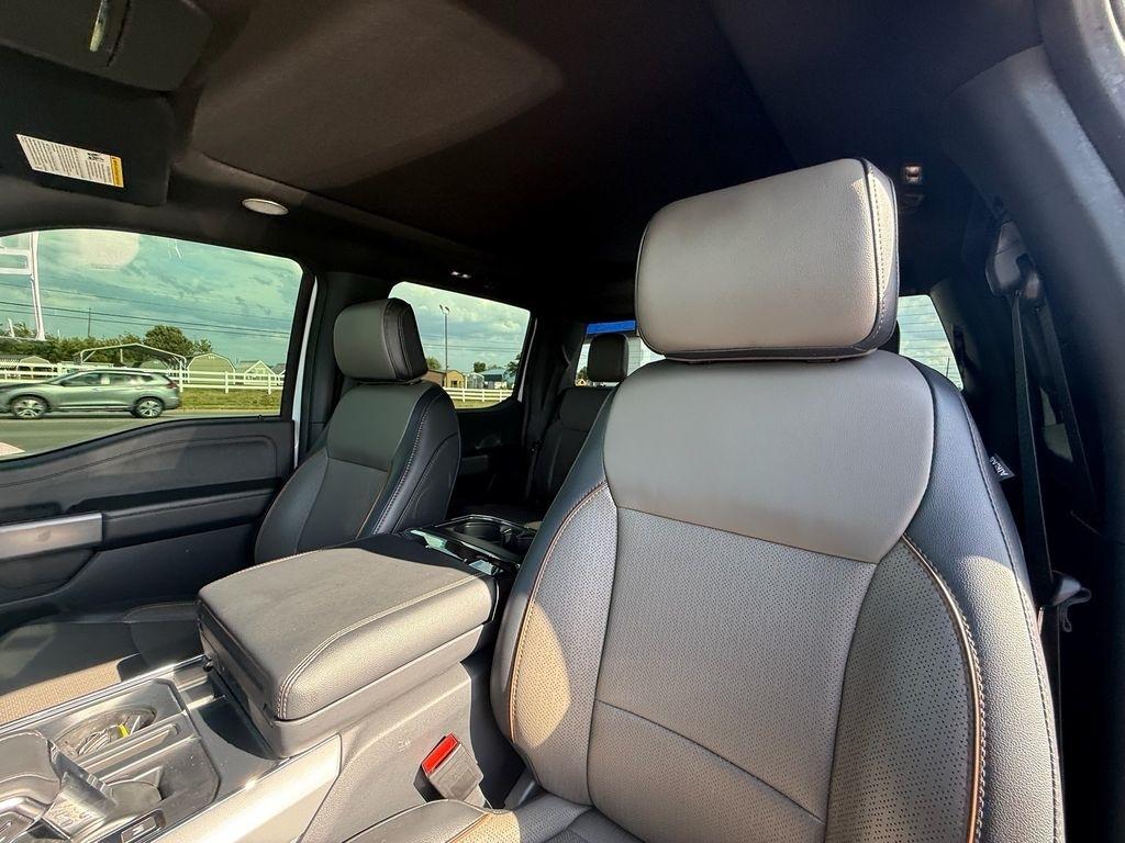 Ford F-150 Lariat SuperCrew 4WD 2024