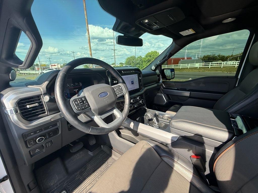 Ford F-150 Lariat SuperCrew 4WD 2024