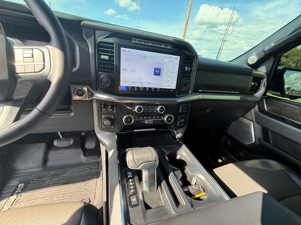Ford F-150 Lariat SuperCrew 4WD 2024