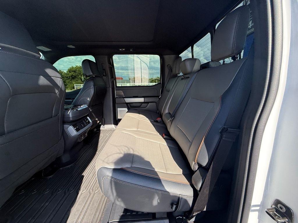 Ford F-150 Lariat SuperCrew 4WD 2024