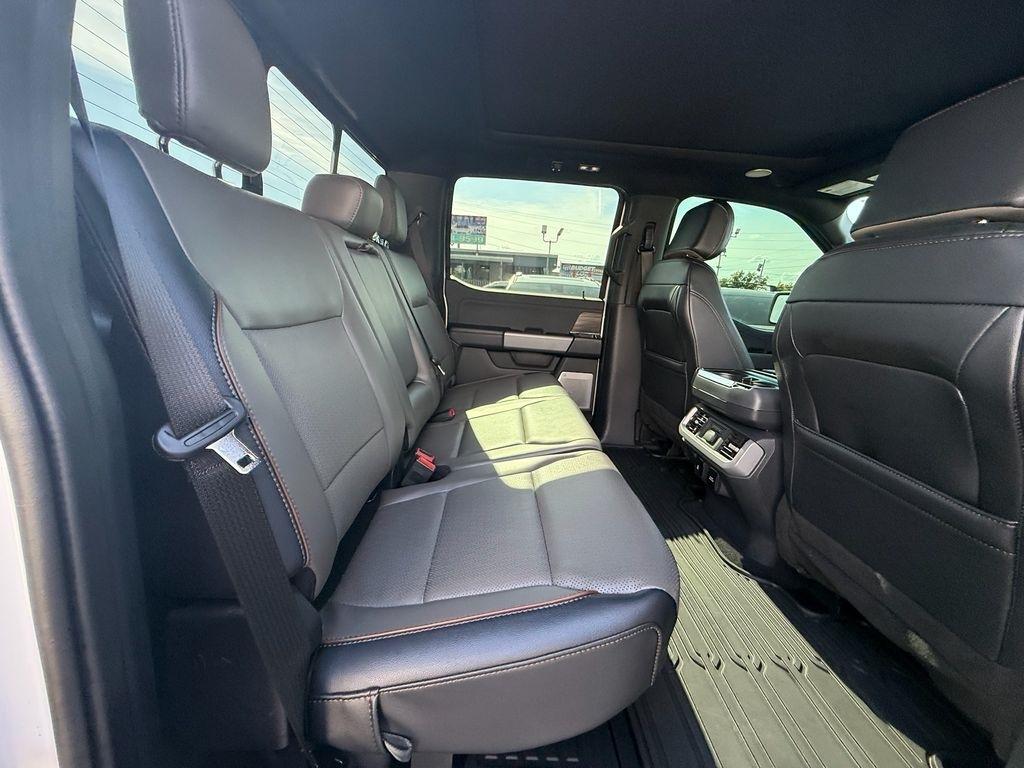 Ford F-150 Lariat SuperCrew 4WD 2024