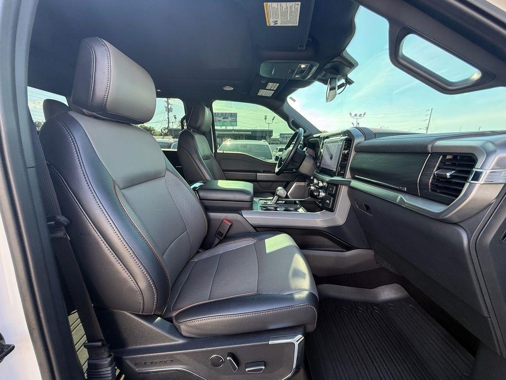 Ford F-150 Lariat SuperCrew 4WD 2024