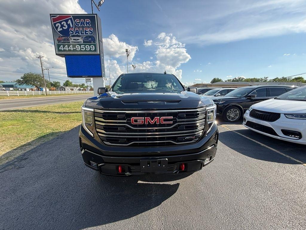 GMC Sierra 1500 AT4 Crew Cab 4WD 2025