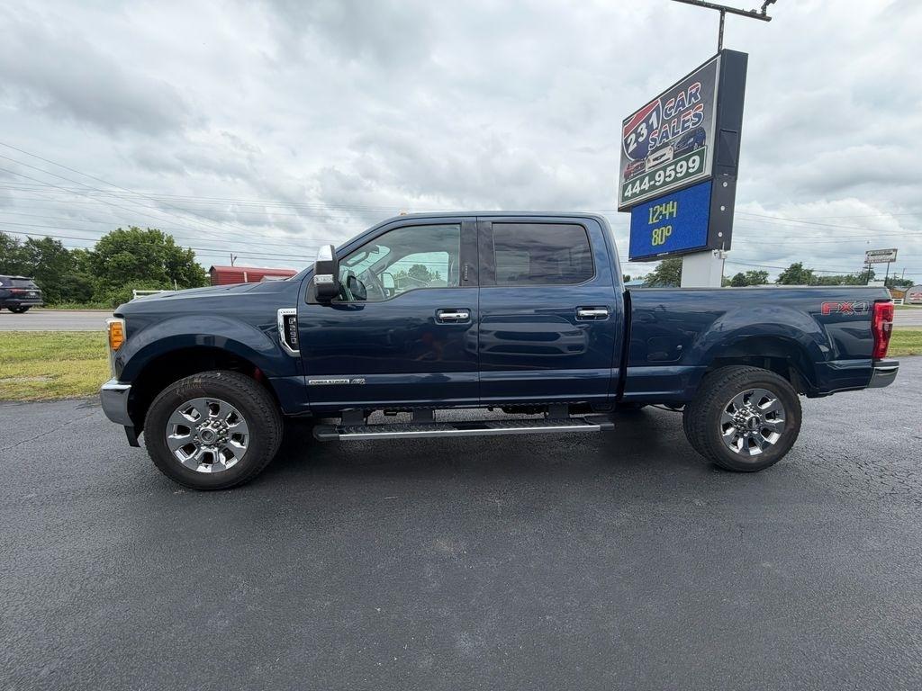 Ford F-250 SD Lariat Crew Cab 4WD 2017