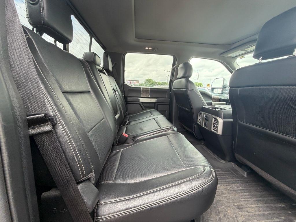 Ford F-250 SD Lariat Crew Cab 4WD 2017