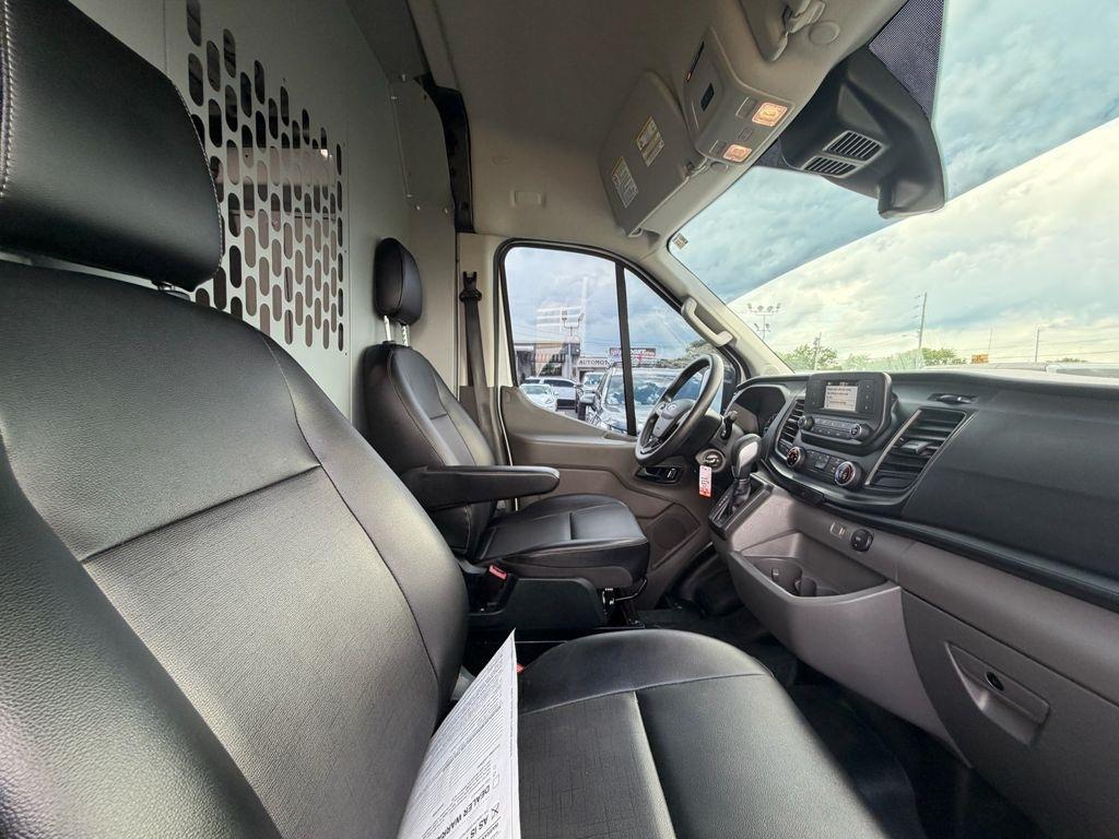 Ford Transit 250 Van 2023