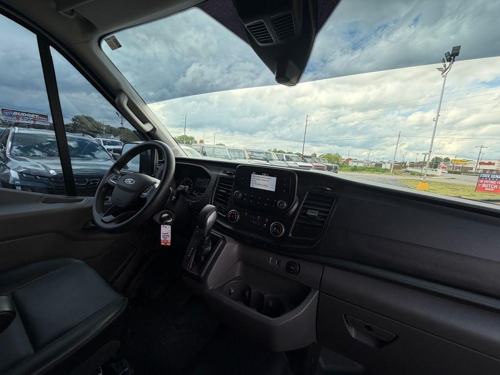 Ford Transit 250 Van 2023