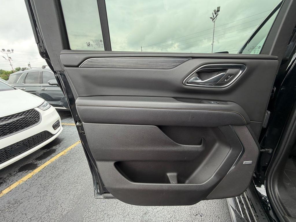 GMC Yukon XL SLT 4WD 2024