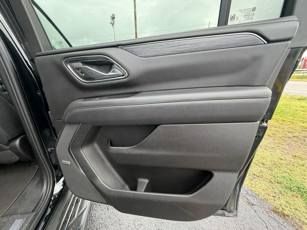 GMC Yukon XL SLT 4WD 2024