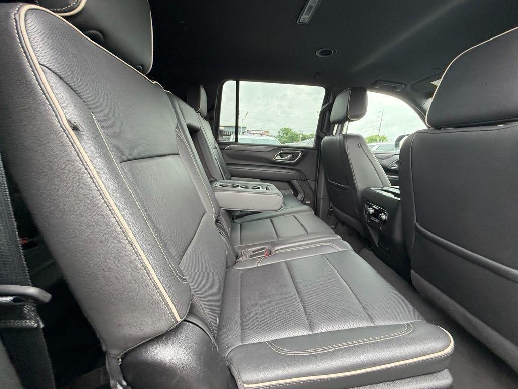 GMC Yukon XL SLT 4WD 2024
