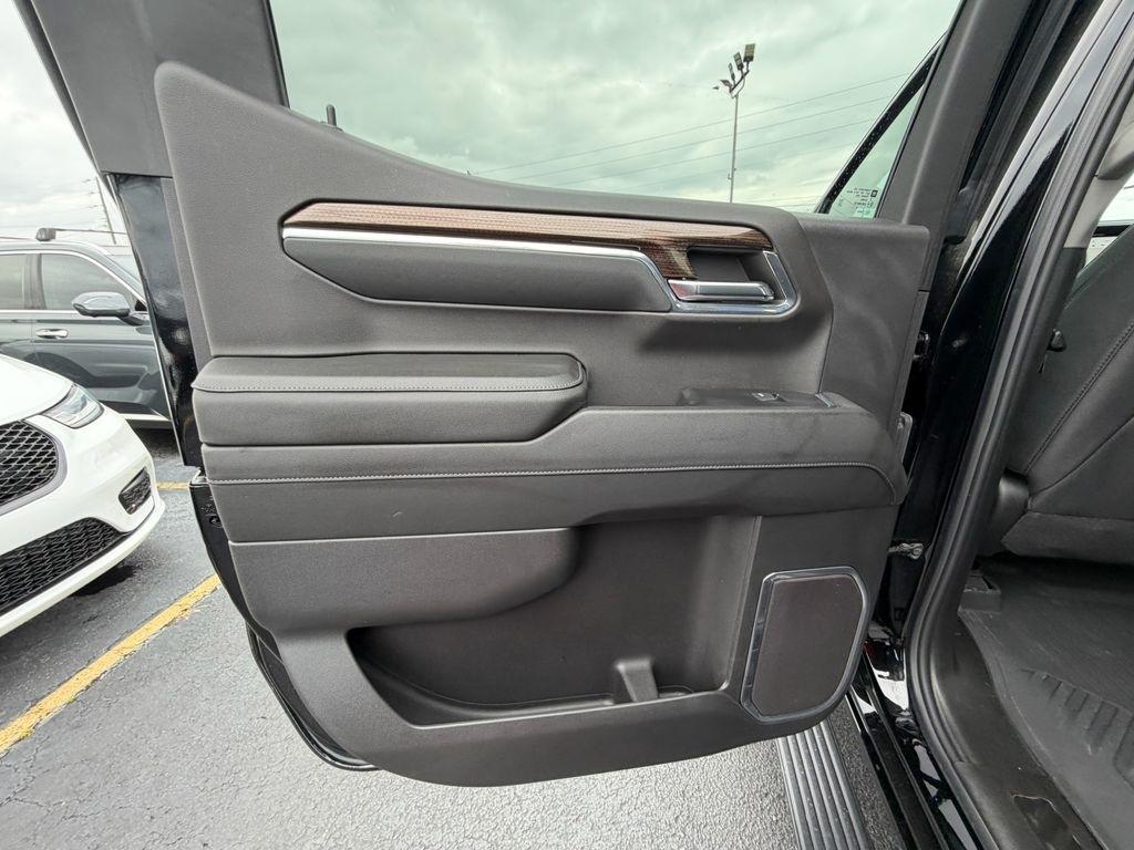Chevrolet Silverado 1500 RST Crew Cab 4WD 2024