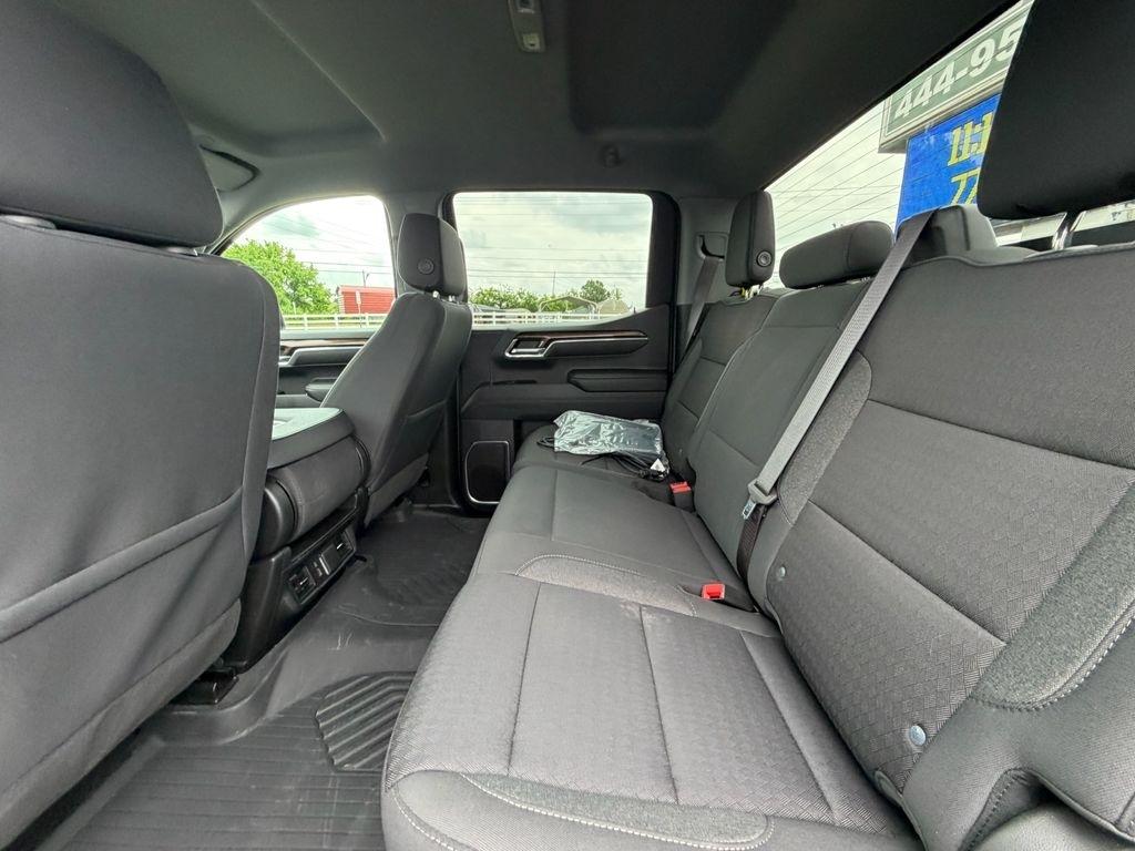Chevrolet Silverado 1500 RST Crew Cab 4WD 2024