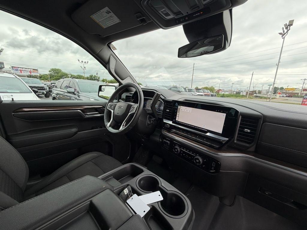 Chevrolet Silverado 1500 RST Crew Cab 4WD 2024