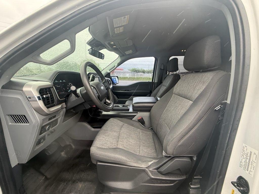 Ford F-150 XL SuperCrew 4WD 2022