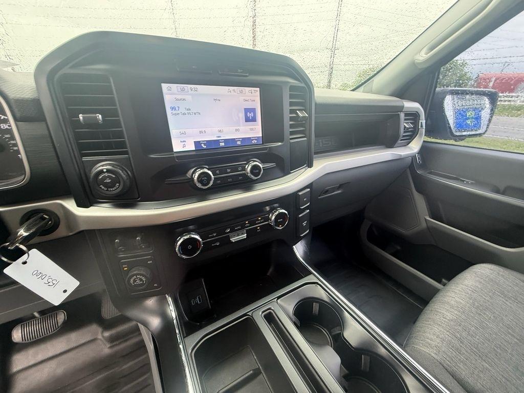Ford F-150 XL SuperCrew 4WD 2022