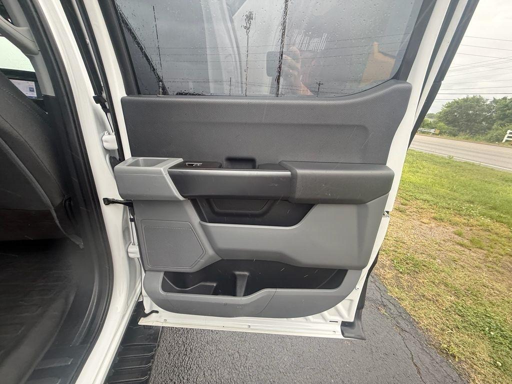 Ford F-150 XL SuperCrew 4WD 2022