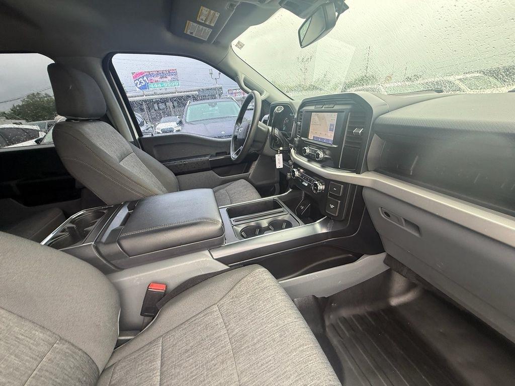 Ford F-150 XL SuperCrew 4WD 2022