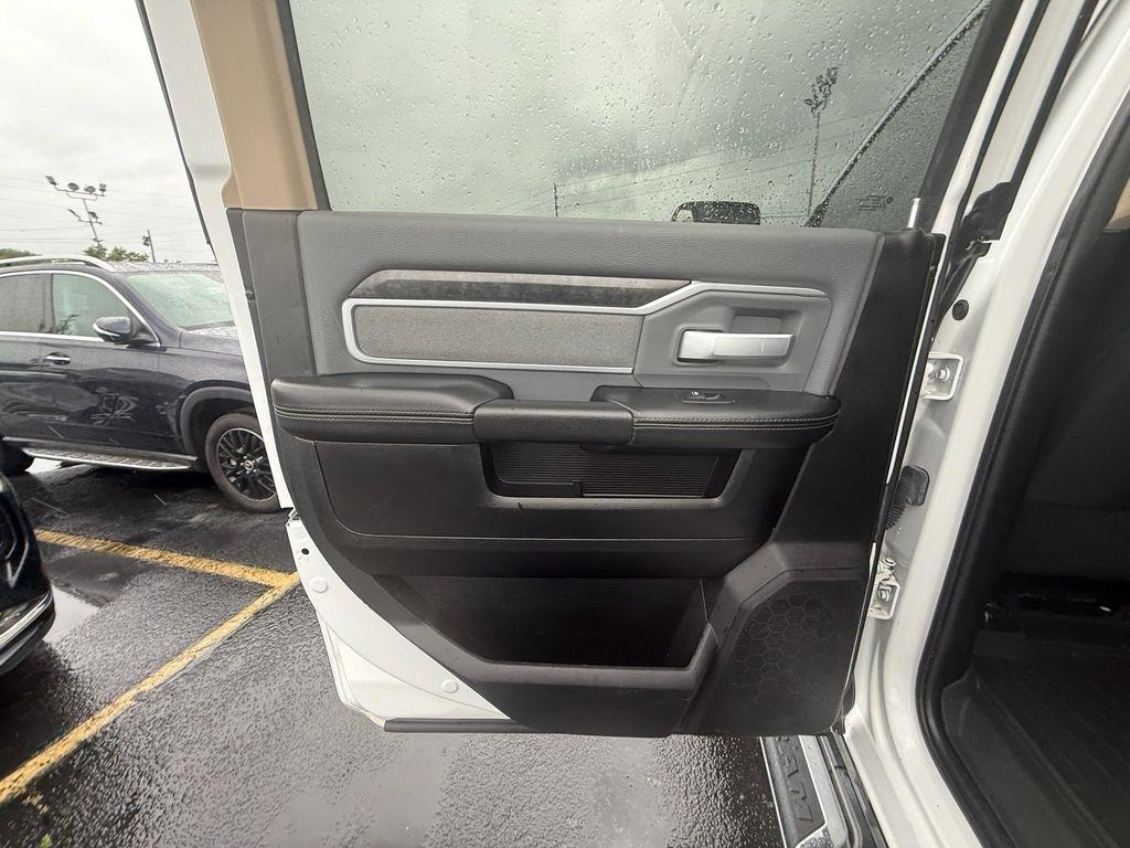 RAM 2500 Big Horn Crew Cab 4WD 2020