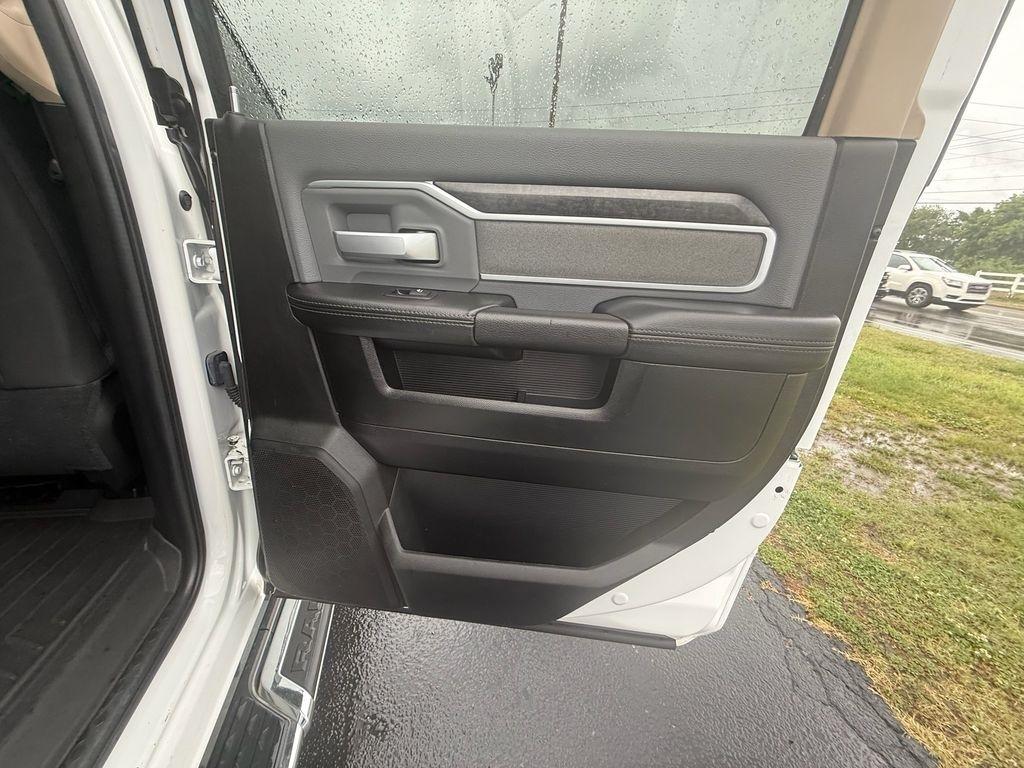 RAM 2500 Big Horn Crew Cab 4WD 2020