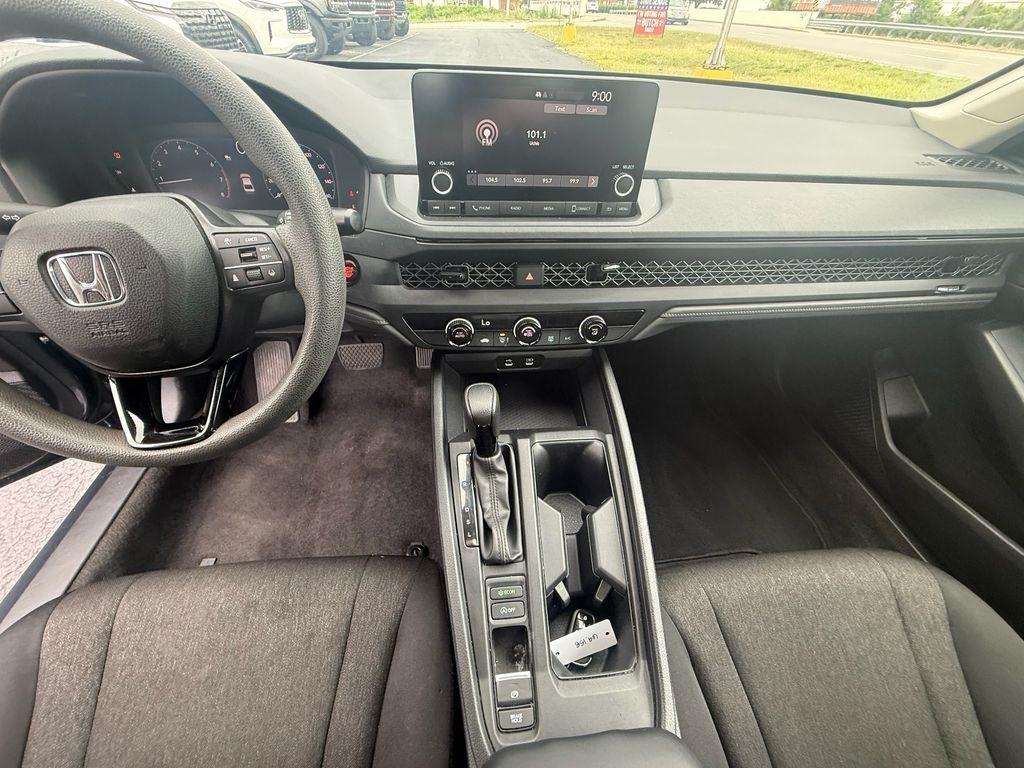 Honda Accord LX 2024
