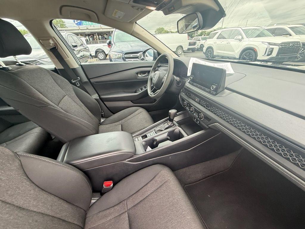 Honda Accord LX 2024