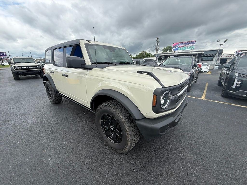 Ford Bronco Base 4-Door 2025
