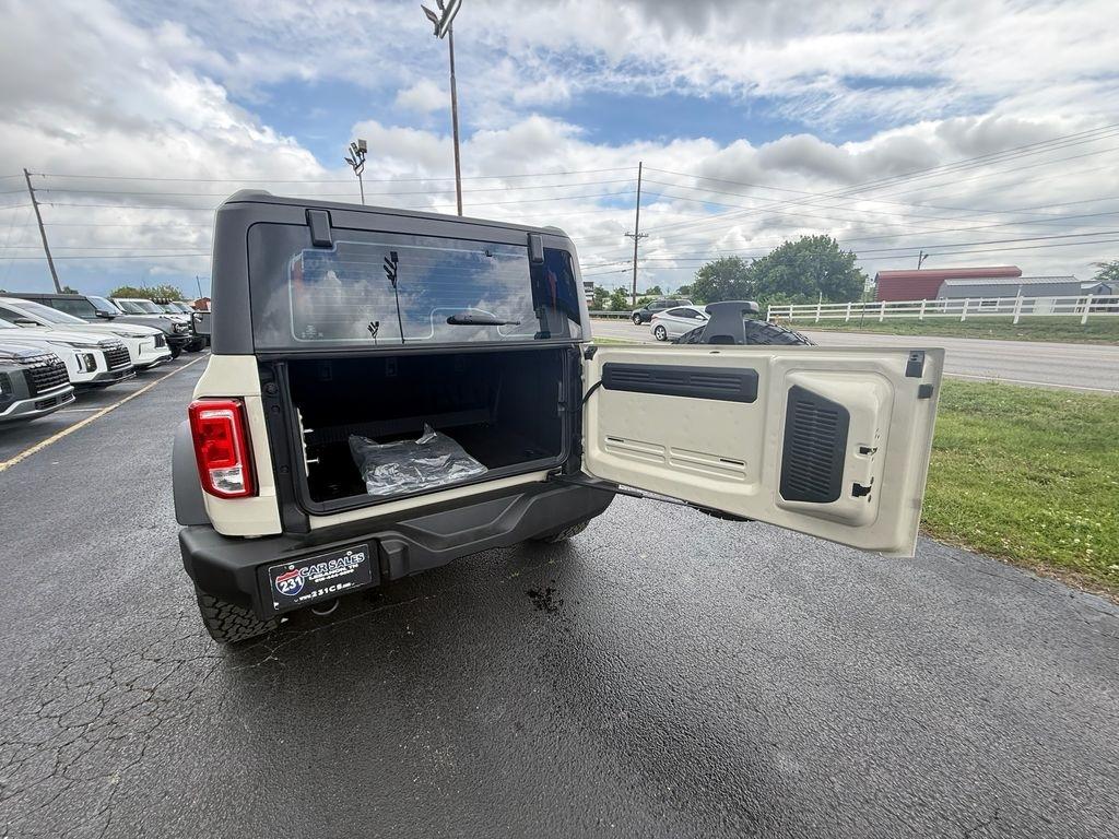 Ford Bronco Base 4-Door 2025