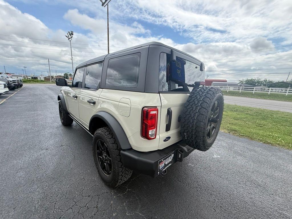 Ford Bronco Base 4-Door 2025