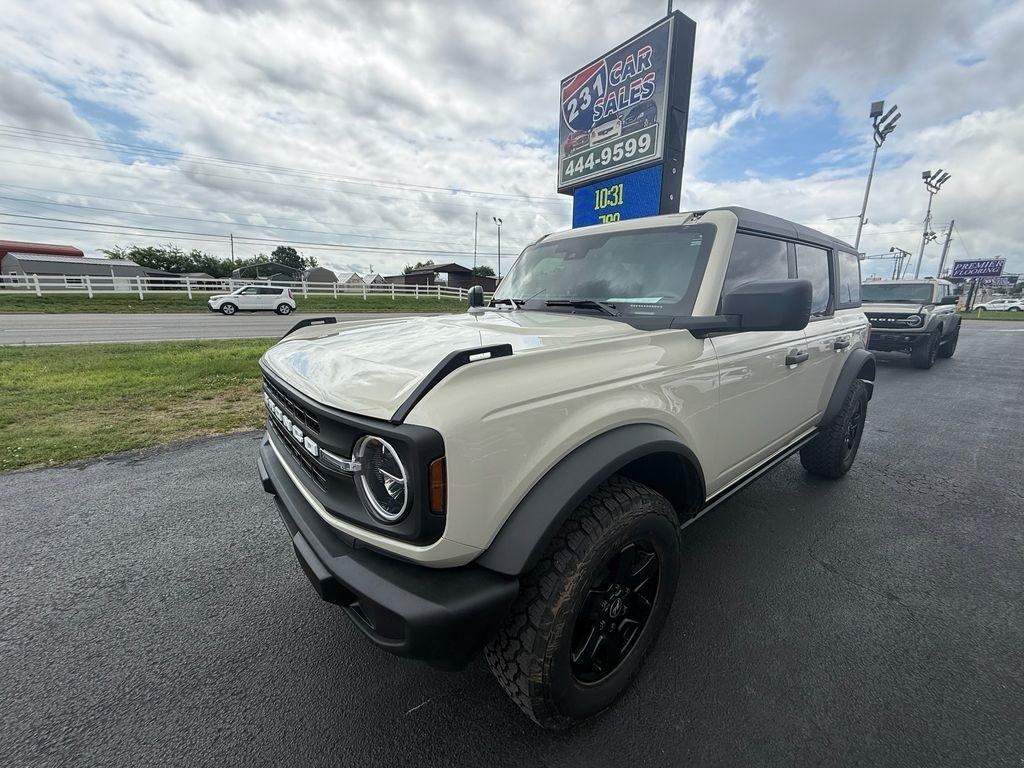 Ford Bronco Base 4-Door 2025