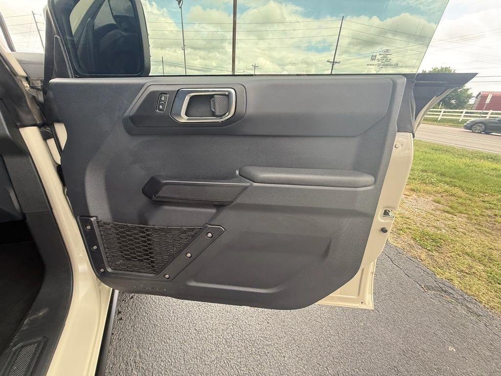 Ford Bronco Base 4-Door 2025