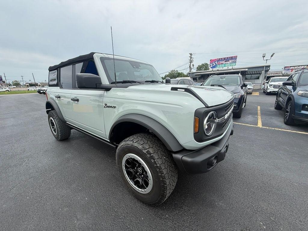 2022 Ford Bronco Black Diamond 4-Door