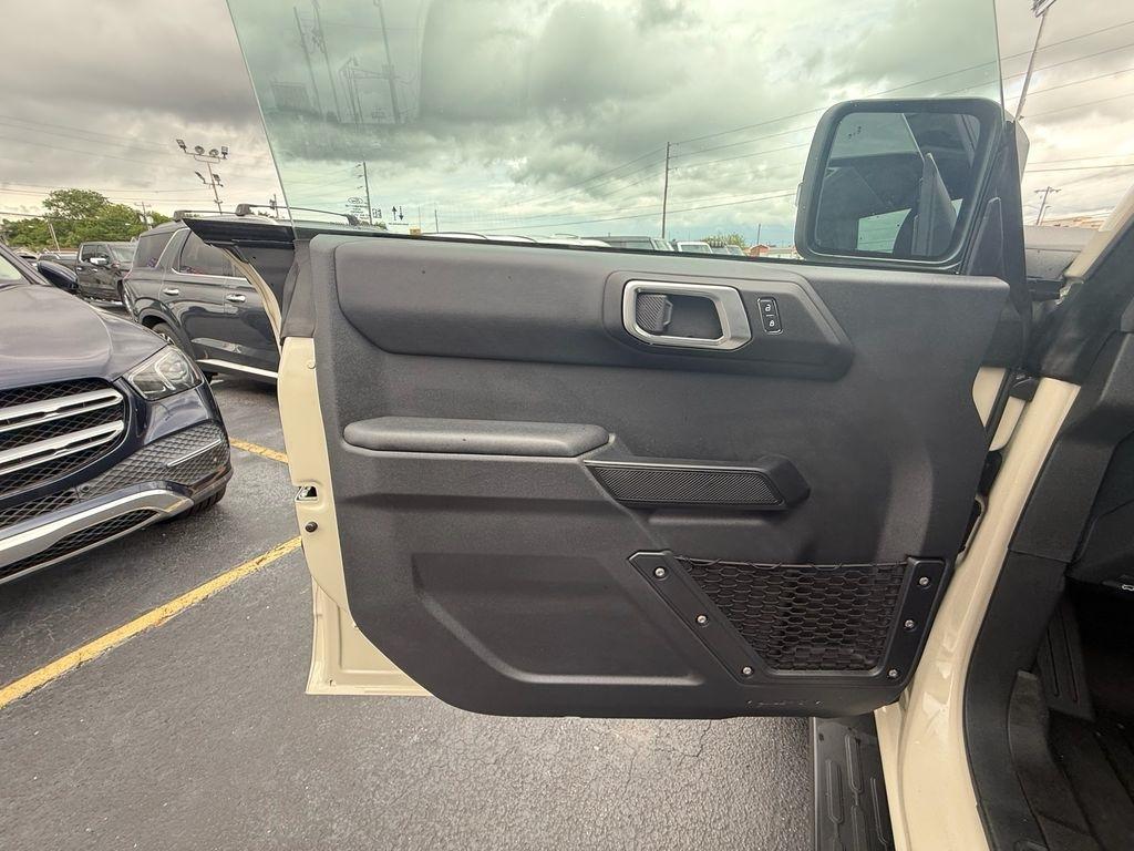 Ford Bronco Badlands 4-Door 2025