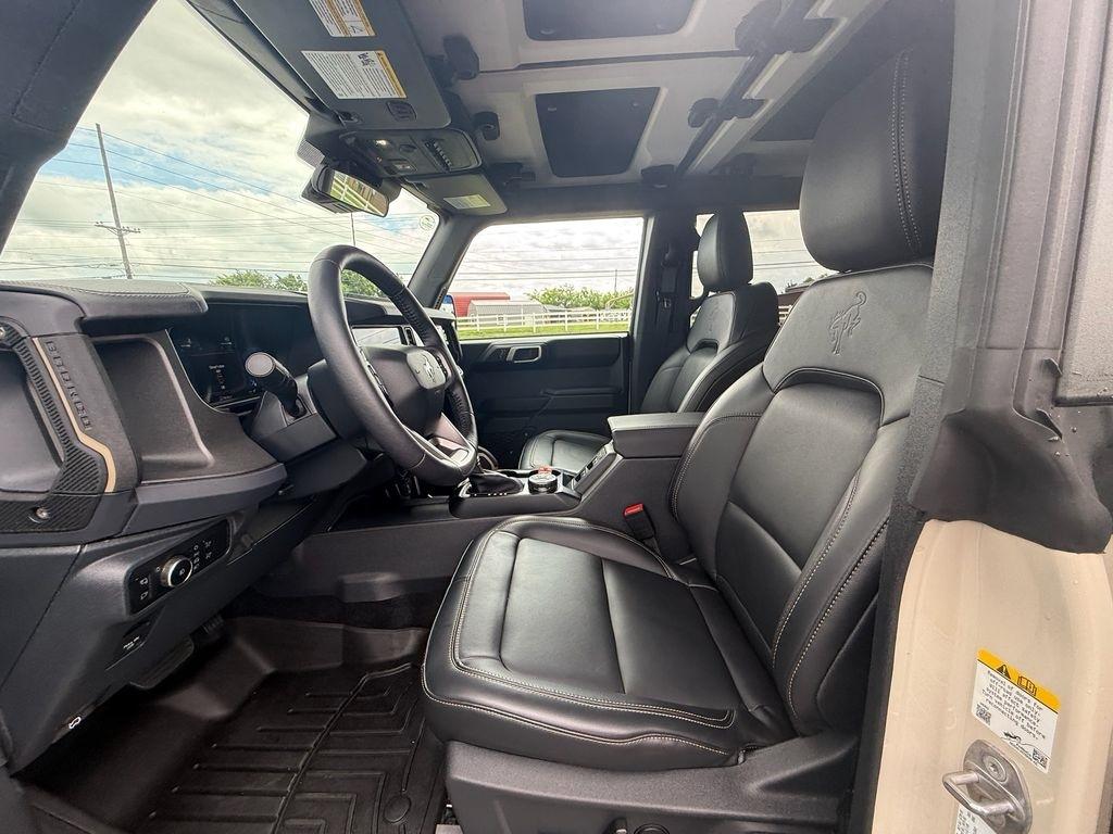 Ford Bronco Badlands 4-Door 2025