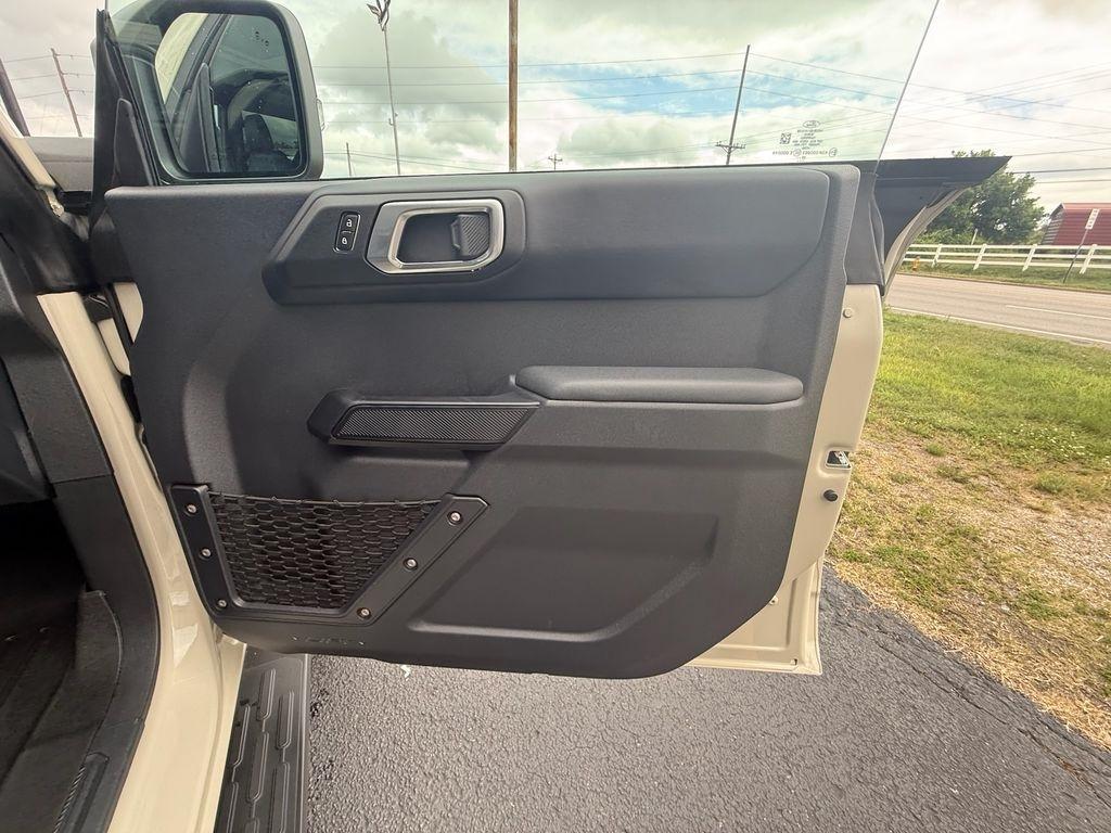Ford Bronco Badlands 4-Door 2025